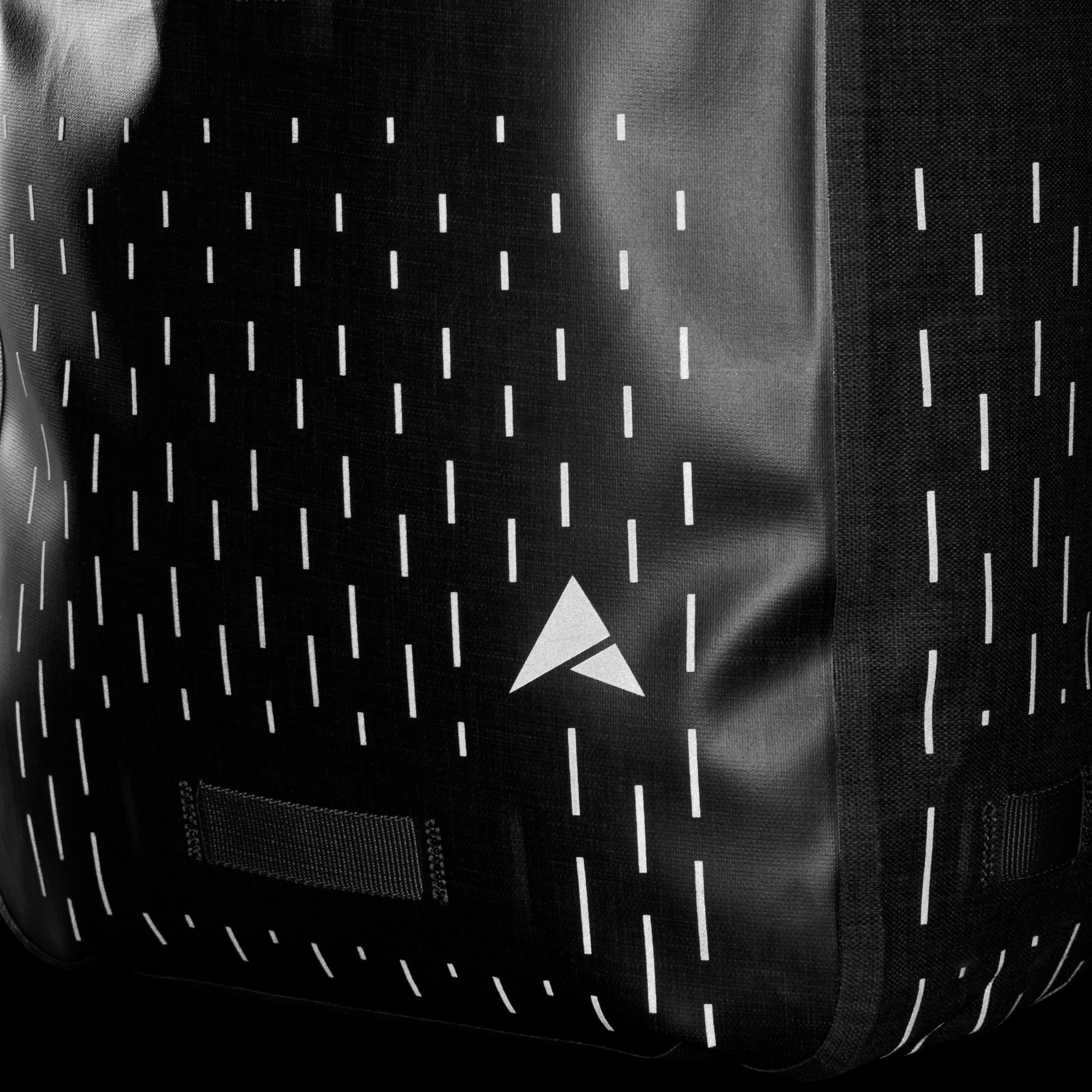 ALTURA THUNDERSTORM CITY 20 BACKPACK