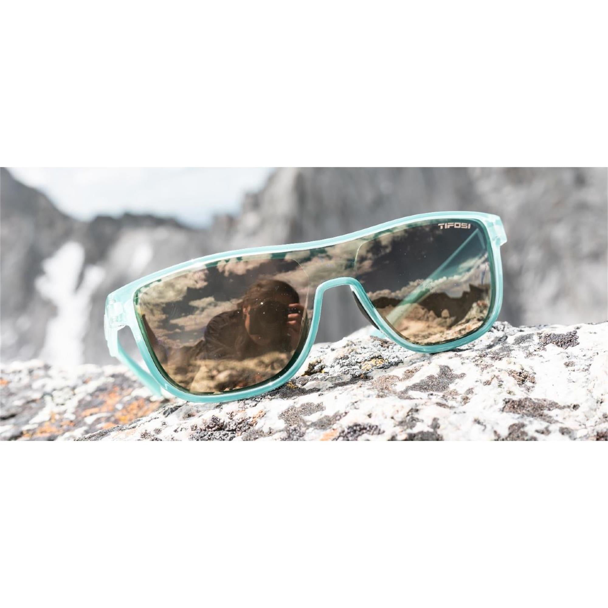 TIFOSI SIZZLE SINGLE LENS SUNGLASSES